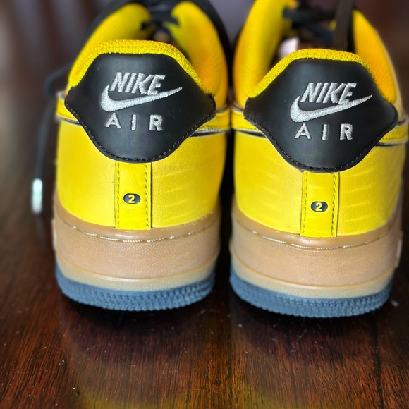 Nike Air Force 1 No 2 Pencil Youth 6.5 Yellow Leather Shoes Sneakers - Picture 4 of 8